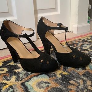 ModCloth Vintage-inspired Black Heels